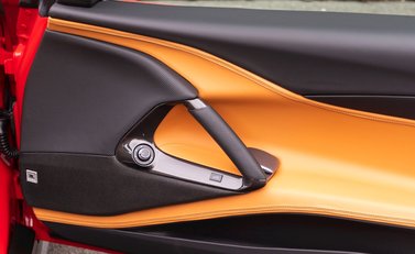 Ferrari 812 Superfast 22