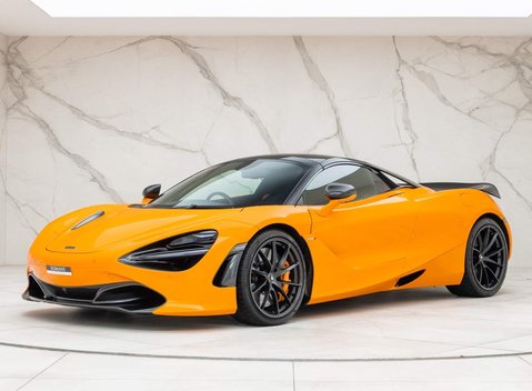 McLaren 720S Spider Peformance 8