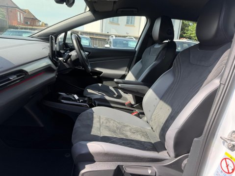 Volkswagen Id.4 Pure 52kWh Life Auto 5dr 51