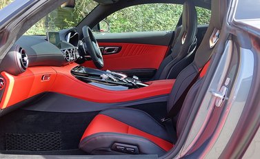 Mercedes-Benz Amg GT GT S 14