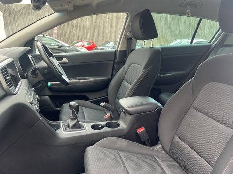 Kia Sportage 1.6 CRDi MHEV 2 SUV 5dr Diesel Hybrid Manual Euro 6 (s/s) (134 bhp) 15