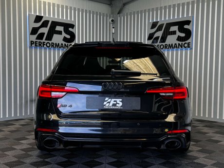 Audi RS4 2.9 TFSI V6 Estate 5dr Petrol Tiptronic quattro Euro 6 (s/s) (450 ps) 40