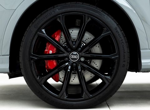 Audi RS Q3 Sport Edition 8