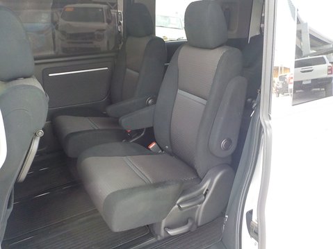 Honda Stepwagon RP3 1.5 Turbo Spada Waku Waku Doors 17