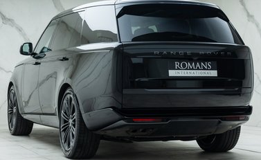 Land Rover Range Rover D350 AUTOBIOGRAPHY LWB 10