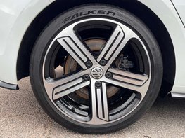 Volkswagen Golf 2.0 Golf R TSi 4WD 5dr 14