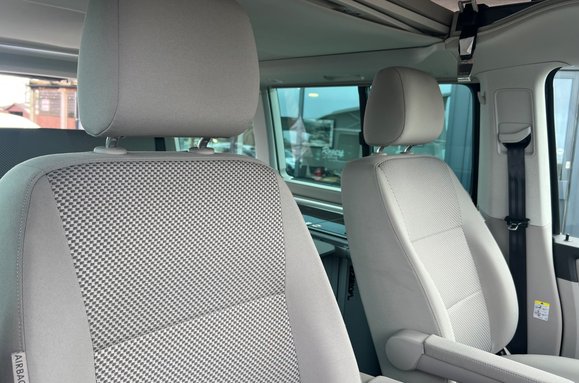 Volkswagen California BEACH 2.0 TDI AUTO CAMPERVAN 32