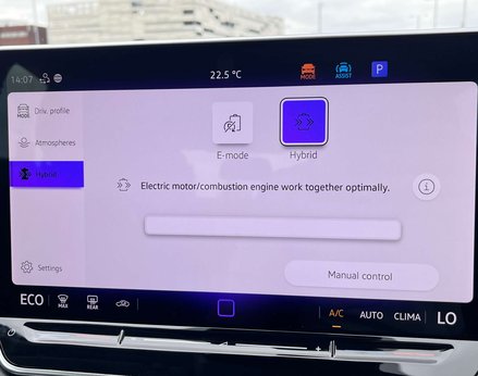 Volkswagen Tiguan 1.5 Tiguan Life TSi PHEV Semi-Auto 5dr 39