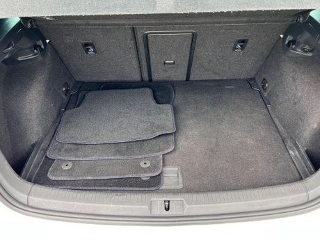Volkswagen Golf 1.4 TSI BlueMotion Tech ACT R-Line Euro 6 (s/s) 3dr 39