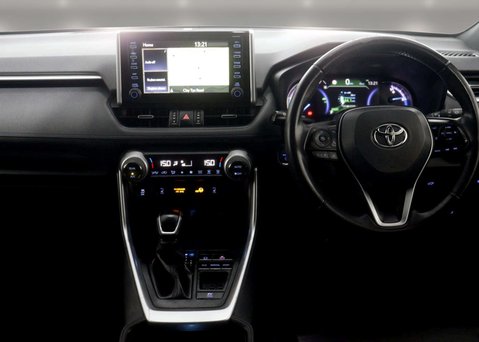 Toyota Rav4 2.5 RAV4 Dynamic HEV 4x2 CVT 5dr 38