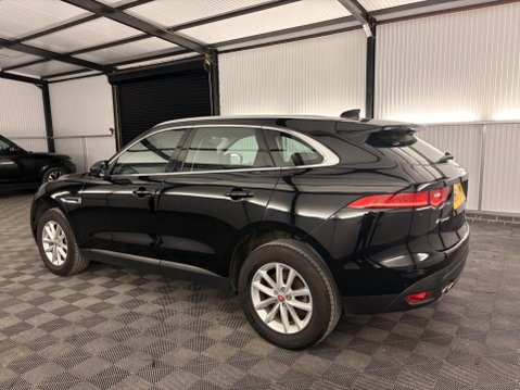 Jaguar F-Pace 2.0 D180 Prestige SUV 5dr Diesel Auto AWD Euro 6 (s/s) (180 ps) 40