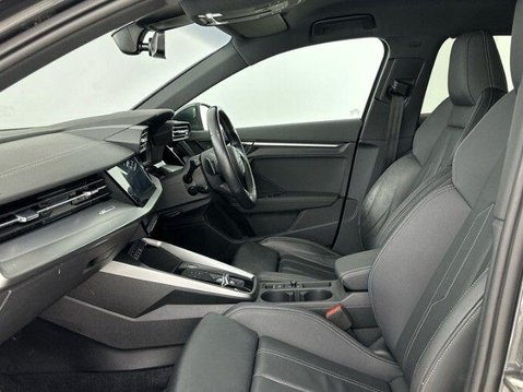 Audi A3 SPORTBACK TFSI S LINE MHEV 3