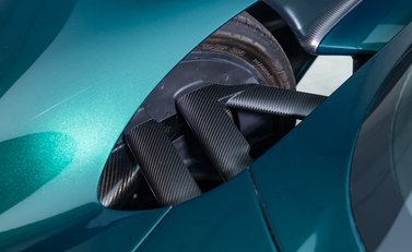 Aston Martin Valkyrie 37