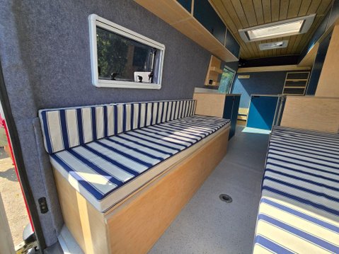 Iveco Daily 35S13V Camper comversion 36