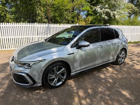 Volkswagen Golf R-LINE ETSI DSG 3