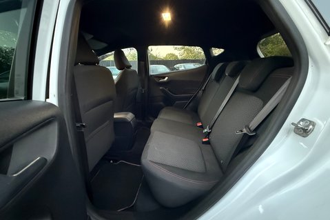 Ford Fiesta ST-LINE EDITION - 2 OWNERS - APPLE CAR PLAY - SERVICE HISTORY 24