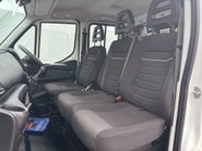 Iveco Daily 35C18HDB Crew Cab Tipper - Business 3