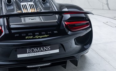 Porsche 918 Spyder 38