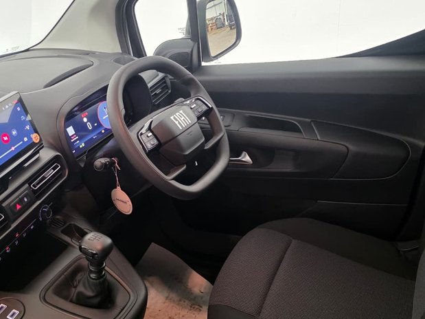 Fiat Doblo Doblo L1 1.5 MultiJet 100 H1 Van Plus 14