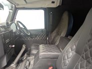 Land Rover Defender 2.2 Defender 90 Hard Top TD 4WD 5dr 35