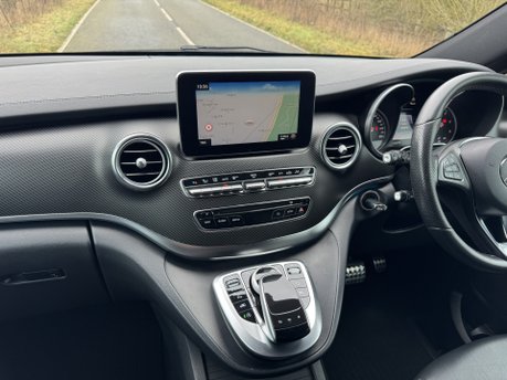 Mercedes-Benz V Class V250D AMG Line Auto Diesel Extra Long Wheelbase 8 SEATER/360 CAM/SAT NAV 10