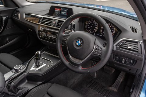BMW 1 Series 118I SPORT 4