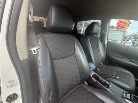 Nissan Pulsar N-CONNECTA DIG-T 10