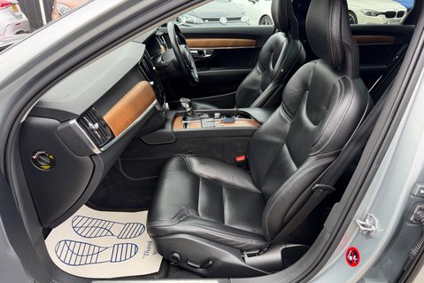 Volvo V90 D5 POWERPULSE INSCRIPTION PRO AWD -PAN ROOF - £6320 OPTIONAL EXTRAS  27