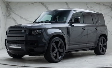 Land Rover Defender 110 V8 P525 1