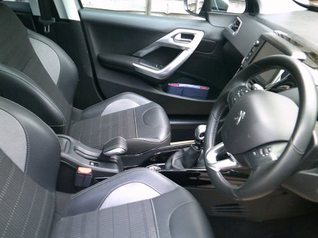 Peugeot 2008 PURETECH S/S ALLURE PREMIUM ONLY 68,000 MILES FROM NEW 9