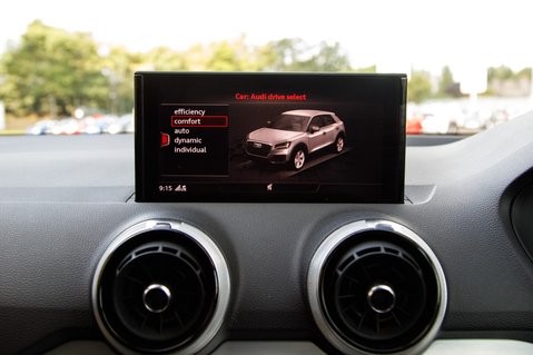 Audi Q2 TFSI S LINE BLACK EDITION 22