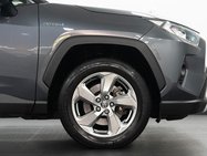 Toyota Rav4 2.5 VVT-h GPF Design SUV 5dr Petrol Hybrid CVT Euro 6 (s/s) (218 ps) 32
