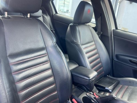 Alfa Romeo Giulietta 1.4 TB MultiAir Sportiva Hatchback 5dr Petrol Manual Euro 5 (s/s) (170 bhp) 2