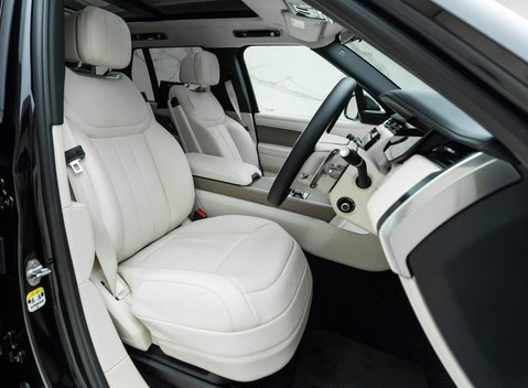 Land Rover Range Rover P530 First Edition 6