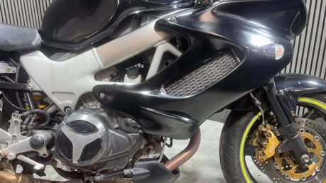 Honda VTR 1997 1000CC V TWIN 30K PROJECT BIKE SPARES OR REPAIR 12