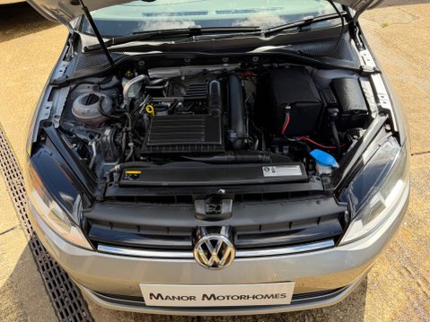 Volkswagen Golf MATCH TSI DSG AUTOMATIC 13