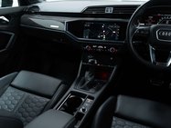 Audi RS Q3 2.5 RS Q3 Sportback TFSI Vorsprung Quattro Semi-Auto 4WD 5dr 38
