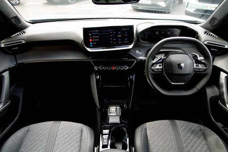 Peugeot 2008 PURETECH EAT8 S/S ALLURE