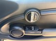 Mini Hatch 1.5 One Classic Euro 6 (s/s) 3dr 29
