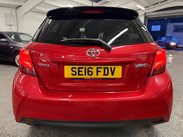 Toyota Yaris 1.33 Dual VVT-i Design Euro 6 5dr 4