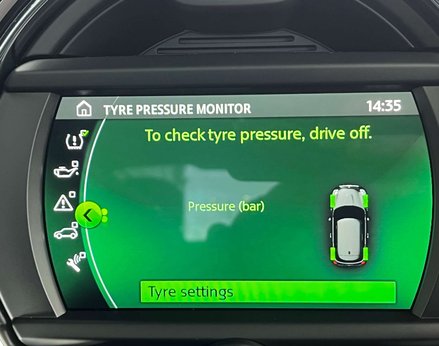 Mini Hatch 2.0 John Cooper Works Auto 3dr 38