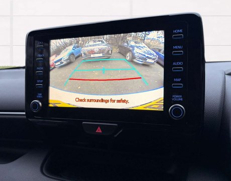Toyota Yaris 1.5 Yaris Design HEV CVT 5dr 18