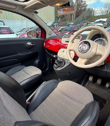 Fiat 500 LOUNGE.. CONVERTIBLE..LOOK ONLY £35:00 R/TAX…BLUETOOTH  3