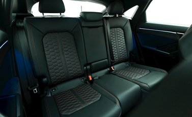 Audi RS Q3 Sport Edition 12