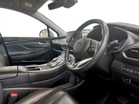Hyundai SANTA FE 1.6 h T-GDi Premium SUV 5dr Petrol Hybrid Auto 4WD Euro 6 (s/s) (230 ps) Re 12