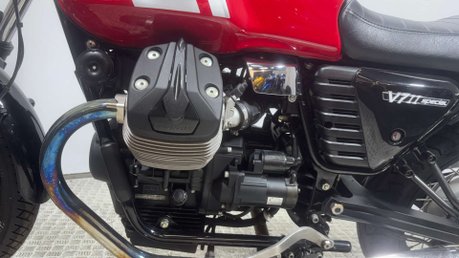 Moto Guzzi V7 ABS SPECIAL 2015 ONLY 7K MOT EXCELLENT CONDITION RETRO 744CC 26