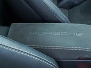 Porsche 911 CARRERA GTS PDK 17