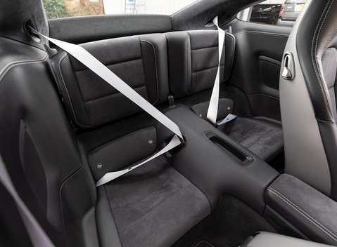 Porsche 911 Carrera GTS (991.2) 14