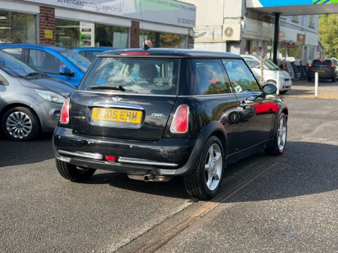 Mini Hatch 1.6 One Hatchback 3dr Petrol CVT Euro 4 (90 bhp) 6
