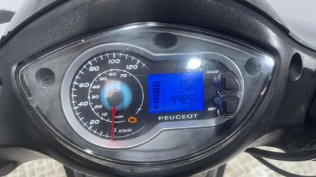 Peugeot Tweet GT 2023 RUNNING PROJECT LEARNER SCOOTER 125CC NEEDS WORK 23